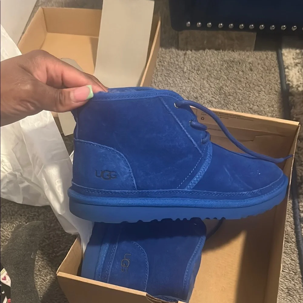 UGG men lace